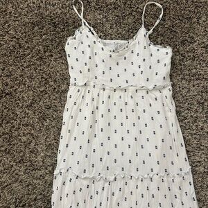 Jessica Simpson White Top with Navy Accents